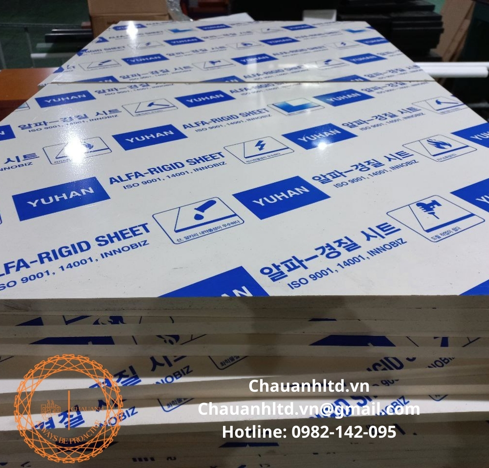 TAM NHUA PVC